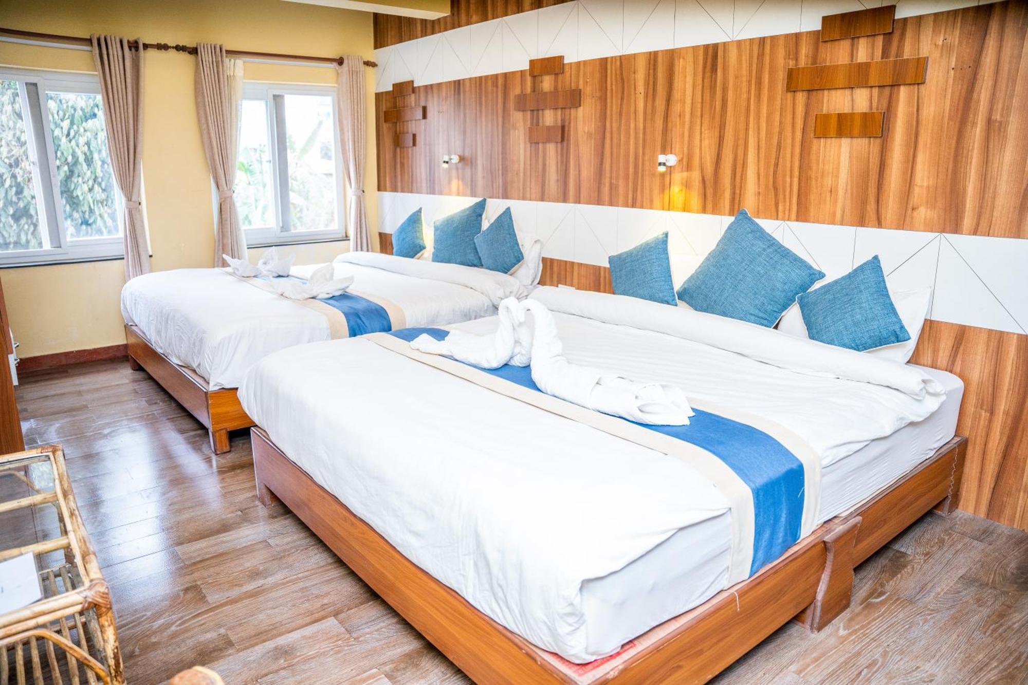 Hotel Glory Garden Pokhara Exterior photo