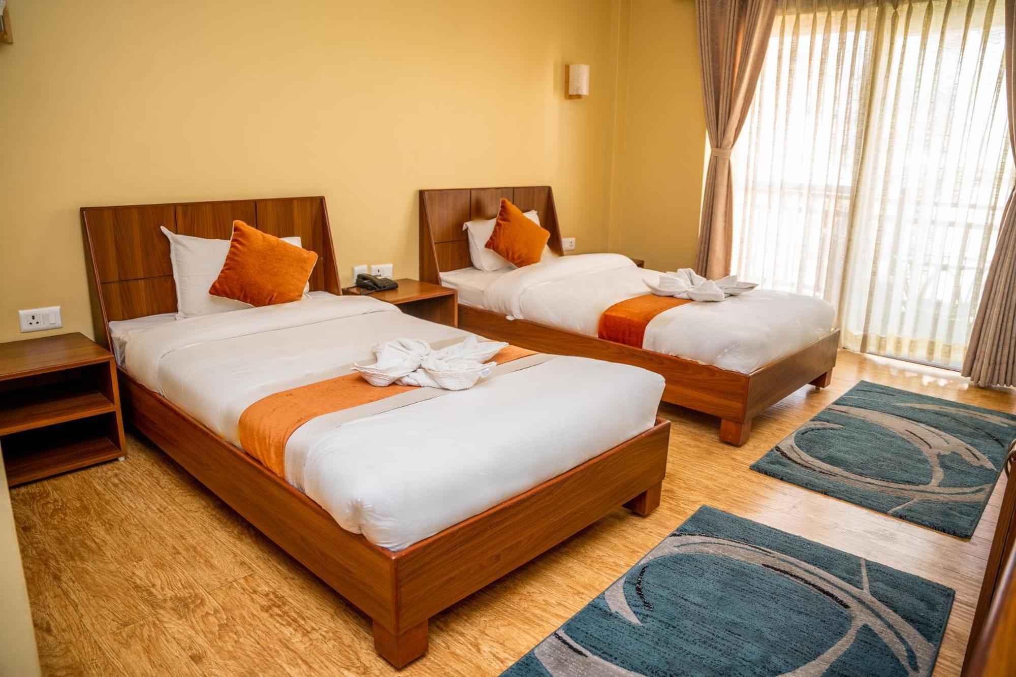 Hotel Glory Garden Pokhara Room photo